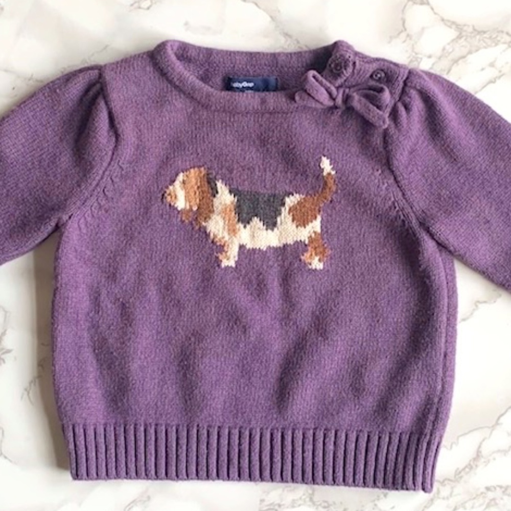 GAP kids purple sweater with beagle and bow detail SIZE 12-18 months